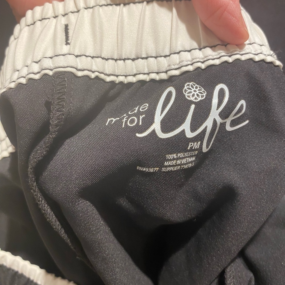 Made for Life Monochrome Activewear Set Top Medium Bottom PM (QT) - Picture 12 of 12